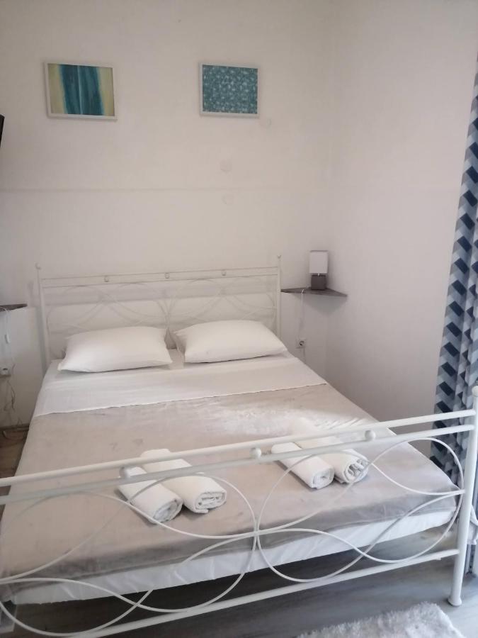 Centar Njivice Apartment Luaran gambar